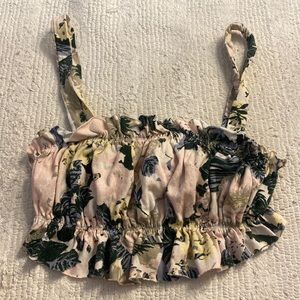 Cropped floral shirt size medium